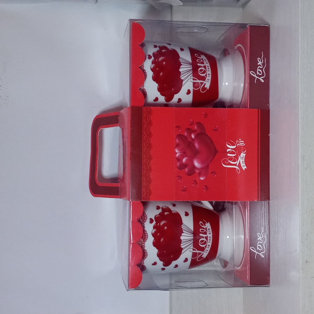 Coffee Mugs - Love is in the air ❤️ 2 pack
